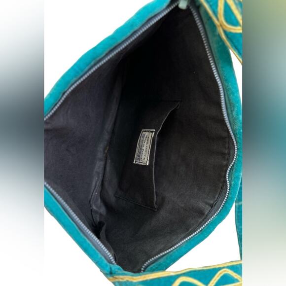 Embroidered Floral Cotton Shoulder Bag - Picture 9 of 12